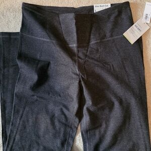 NWT Old Navy Active Charcoal Boot-Cut Leggings - L